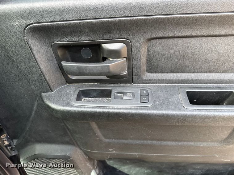 image for item ES5541 2020 RAM 1500 Ext. Cab pickup truck