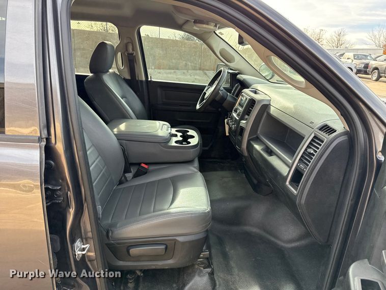 image for item ES5541 2020 RAM 1500 Ext. Cab pickup truck