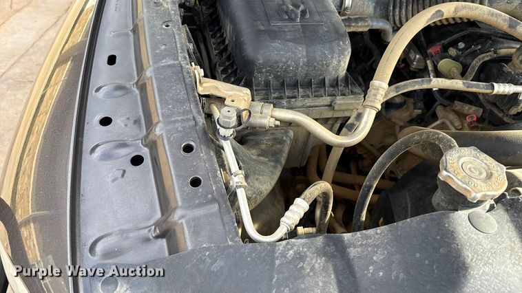 image for item ES5541 2020 RAM 1500 Ext. Cab pickup truck