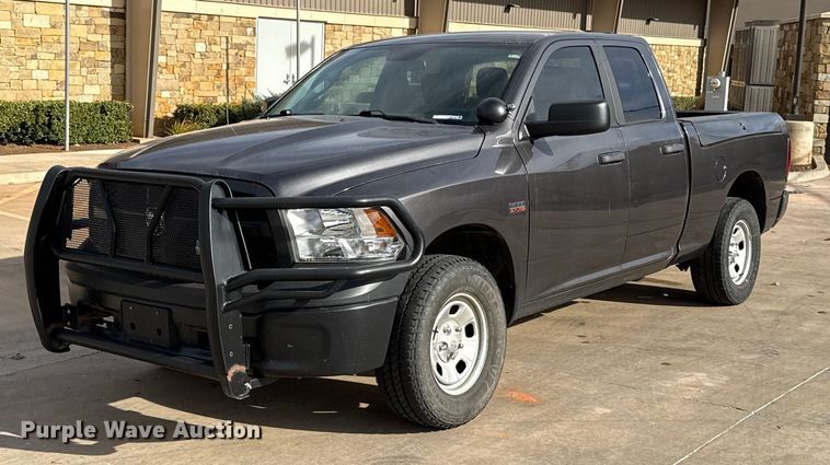 image for item ES5542 2021 RAM 1500 Ext. Cab pickup truck