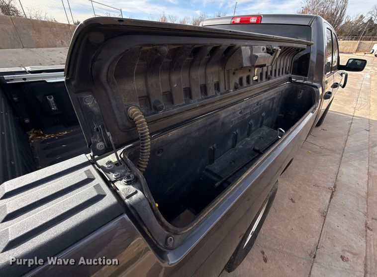 image for item ES5542 2021 RAM 1500 Ext. Cab pickup truck