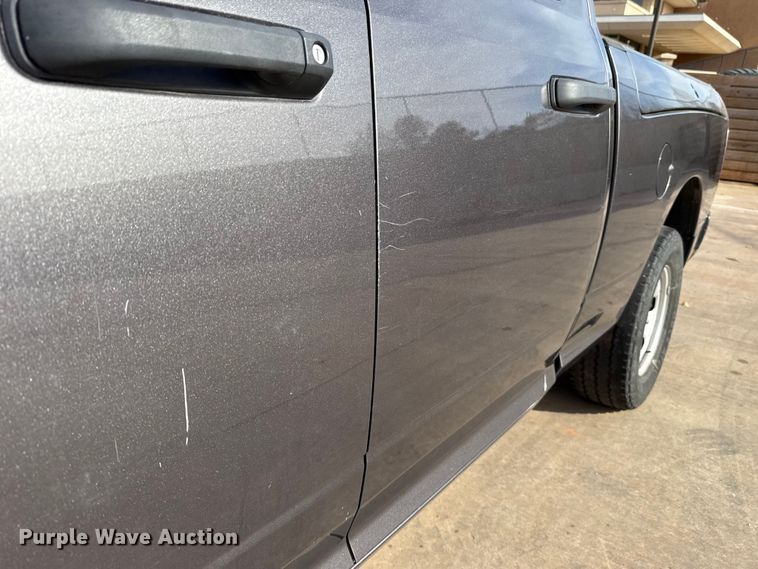 image for item ES5542 2021 RAM 1500 Ext. Cab pickup truck