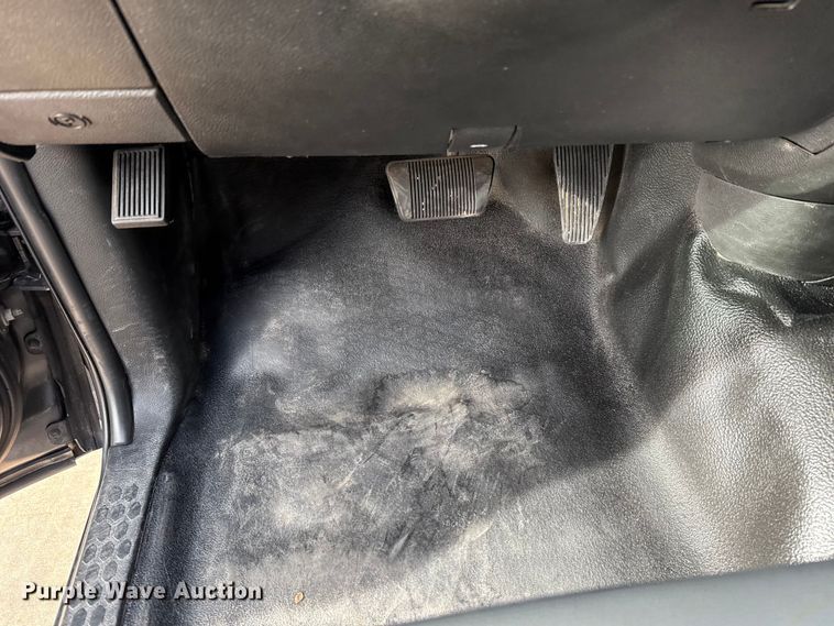 image for item ES5542 2021 RAM 1500 Ext. Cab pickup truck