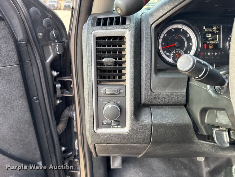 image for item ES5542 2021 RAM 1500 Ext. Cab pickup truck