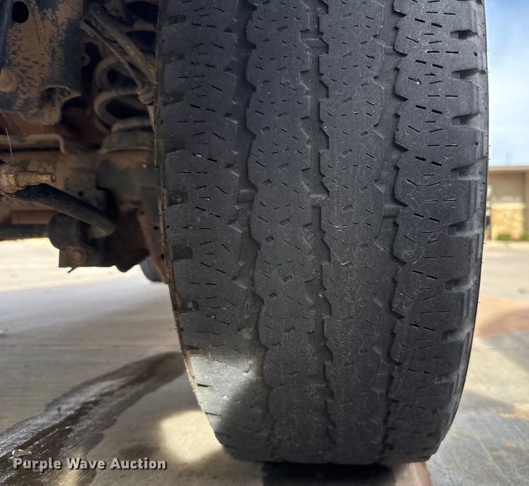 image for item ES5542 2021 RAM 1500 Ext. Cab pickup truck