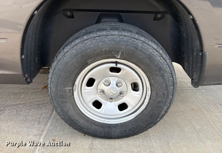 image for item ES5542 2021 RAM 1500 Ext. Cab pickup truck