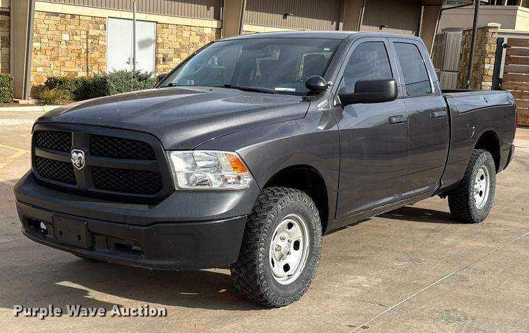 image for item ES5543 2020 RAM 1500 Ext. Cab pickup truck