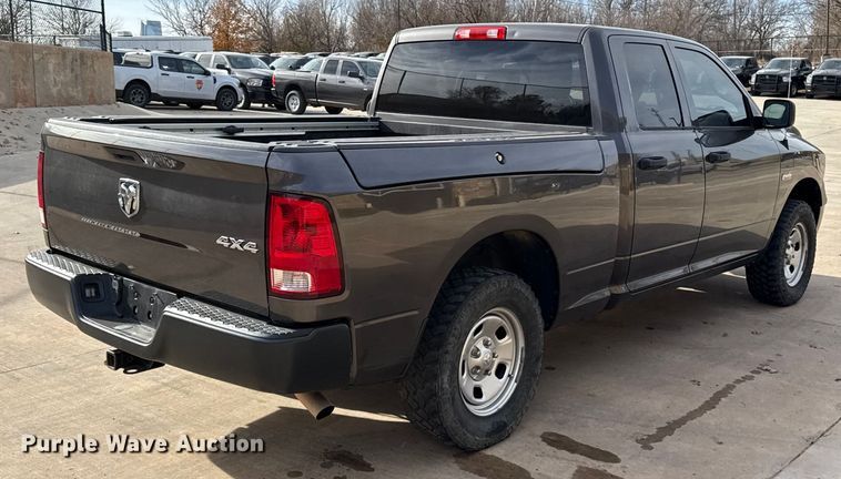 image for item ES5543 2020 RAM 1500 Ext. Cab pickup truck