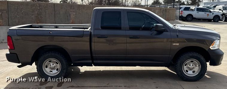 image for item ES5543 2020 RAM 1500 Ext. Cab pickup truck