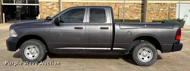 image for item ES5543 2020 RAM 1500 Ext. Cab pickup truck