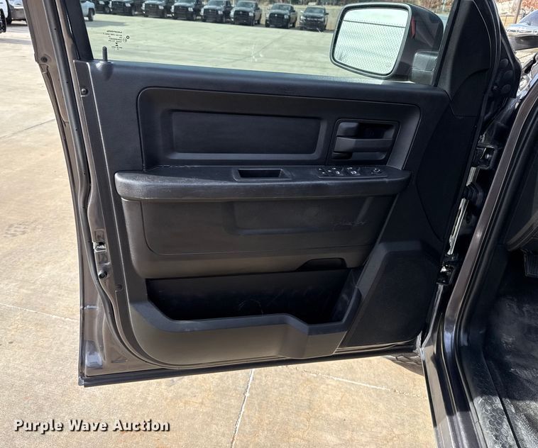 image for item ES5543 2020 RAM 1500 Ext. Cab pickup truck