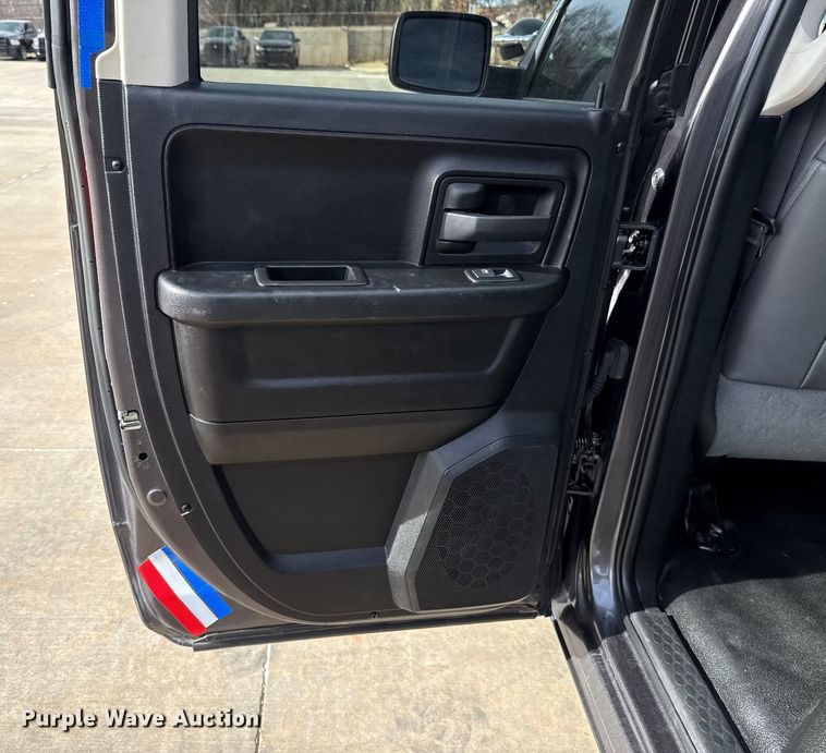 image for item ES5543 2020 RAM 1500 Ext. Cab pickup truck