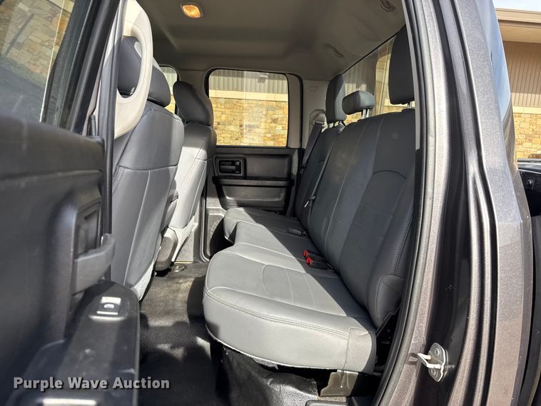 image for item ES5543 2020 RAM 1500 Ext. Cab pickup truck