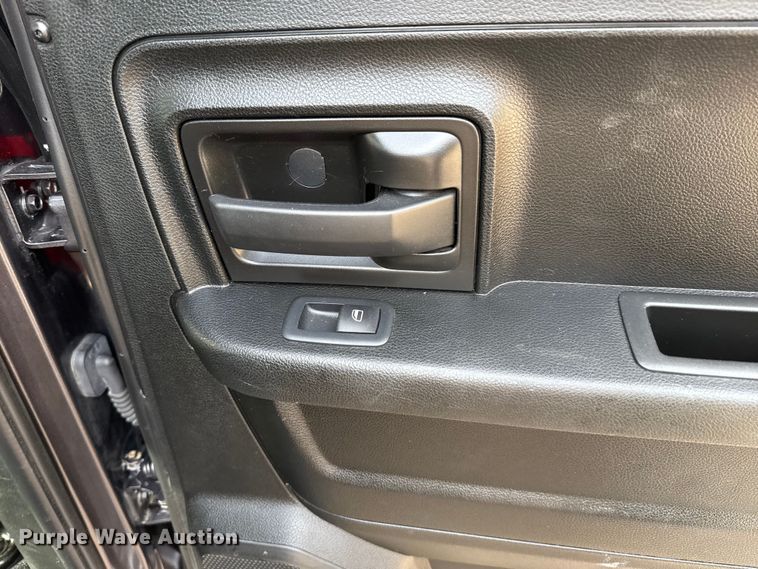 image for item ES5543 2020 RAM 1500 Ext. Cab pickup truck