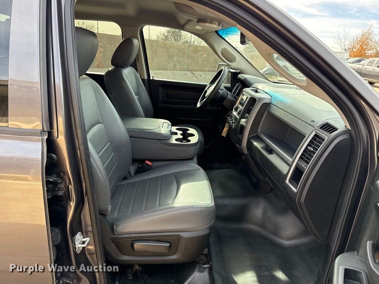 image for item ES5543 2020 RAM 1500 Ext. Cab pickup truck