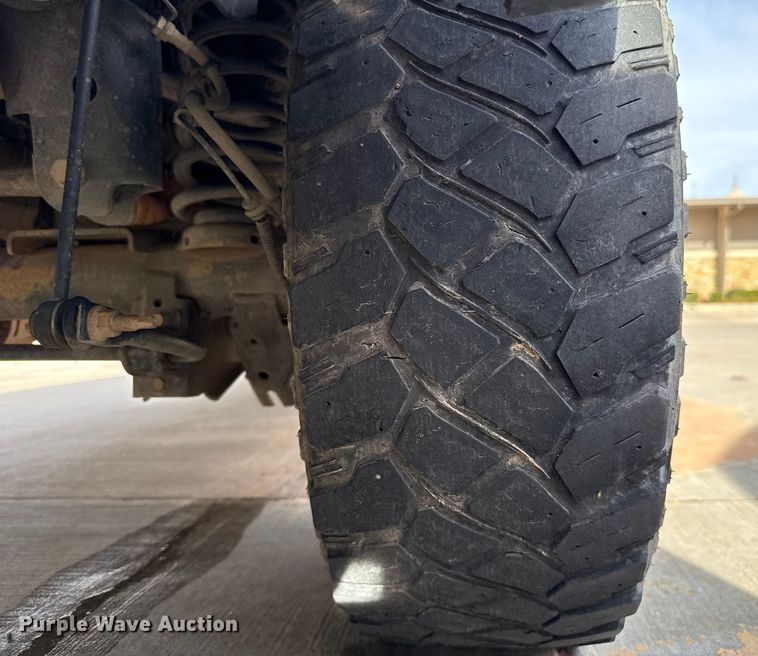 image for item ES5543 2020 RAM 1500 Ext. Cab pickup truck