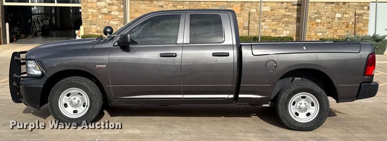 image for item ES5544 2019 RAM 1500 Ext. Cab pickup truck