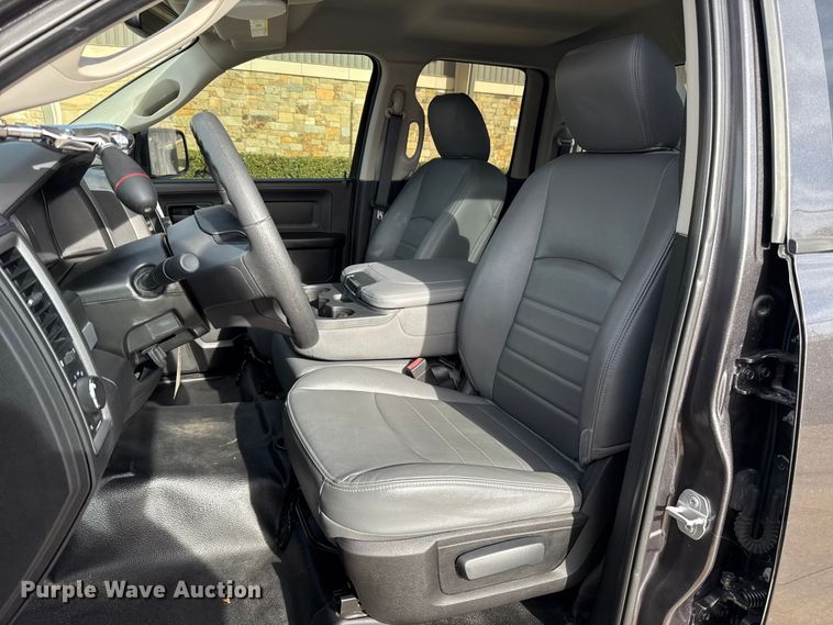 image for item ES5544 2019 RAM 1500 Ext. Cab pickup truck