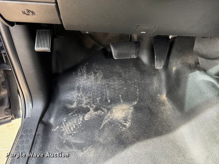 image for item ES5544 2019 RAM 1500 Ext. Cab pickup truck