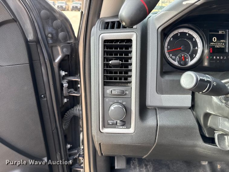 image for item ES5544 2019 RAM 1500 Ext. Cab pickup truck