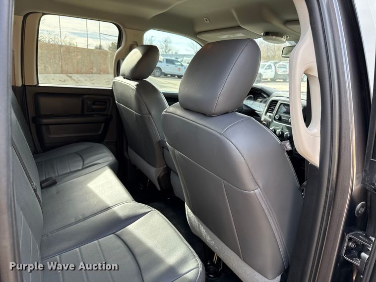 image for item ES5544 2019 RAM 1500 Ext. Cab pickup truck