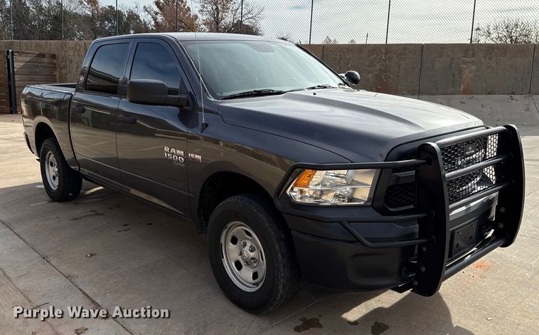 image for item ES5545 2019 RAM 1500 Ext. Cab pickup truck