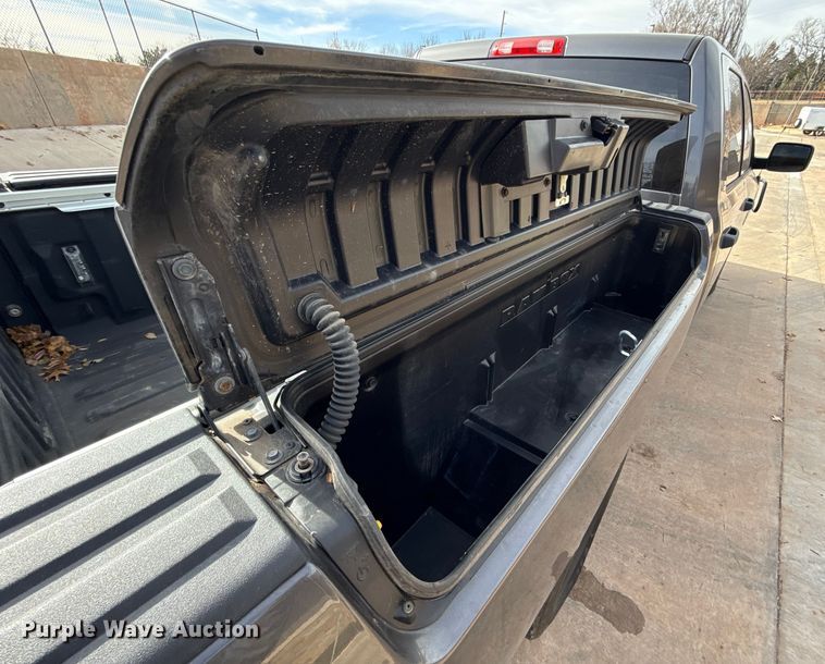 image for item ES5545 2019 RAM 1500 Ext. Cab pickup truck