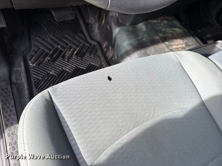 image for item ES5545 2019 RAM 1500 Ext. Cab pickup truck