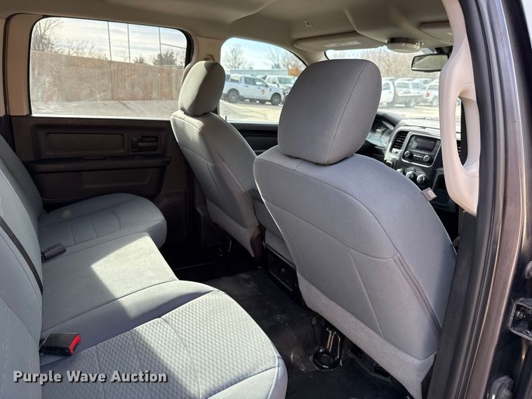 image for item ES5545 2019 RAM 1500 Ext. Cab pickup truck