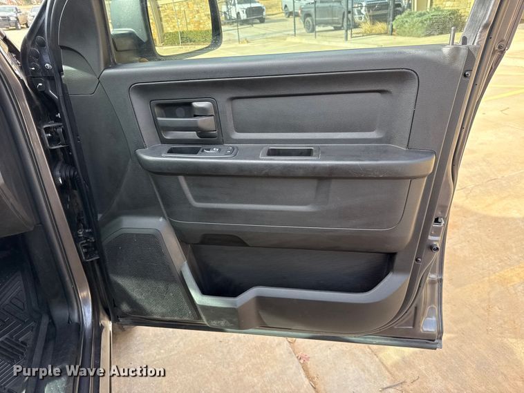 image for item ES5545 2019 RAM 1500 Ext. Cab pickup truck