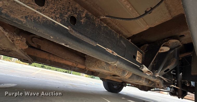 image for item ES5546 2020 RAM 1500 Ext. Cab pickup truck