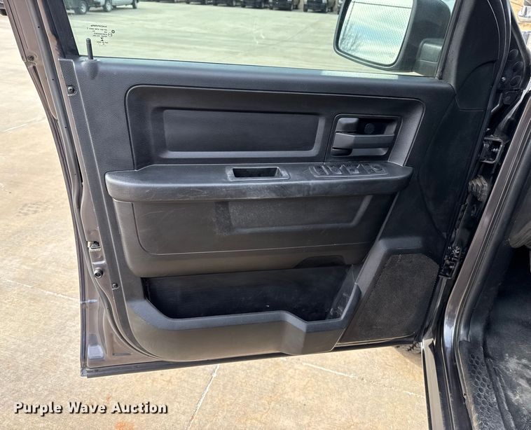 image for item ES5546 2020 RAM 1500 Ext. Cab pickup truck