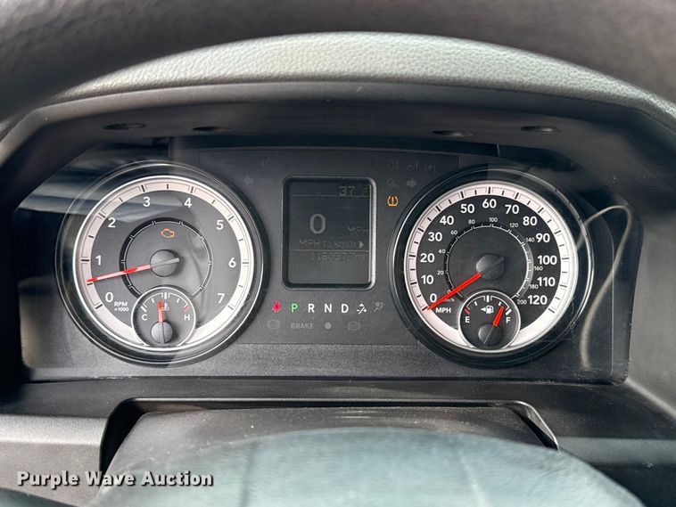 image for item ES5546 2020 RAM 1500 Ext. Cab pickup truck