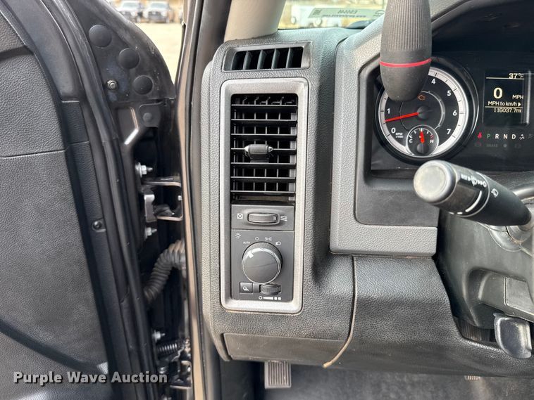 image for item ES5546 2020 RAM 1500 Ext. Cab pickup truck