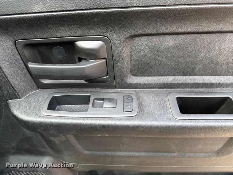 image for item ES5546 2020 RAM 1500 Ext. Cab pickup truck