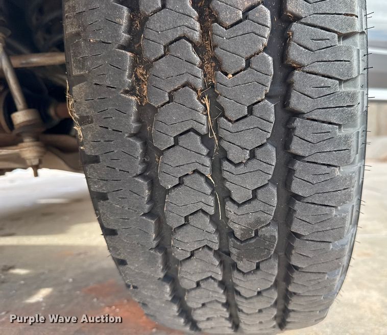 image for item ES5546 2020 RAM 1500 Ext. Cab pickup truck