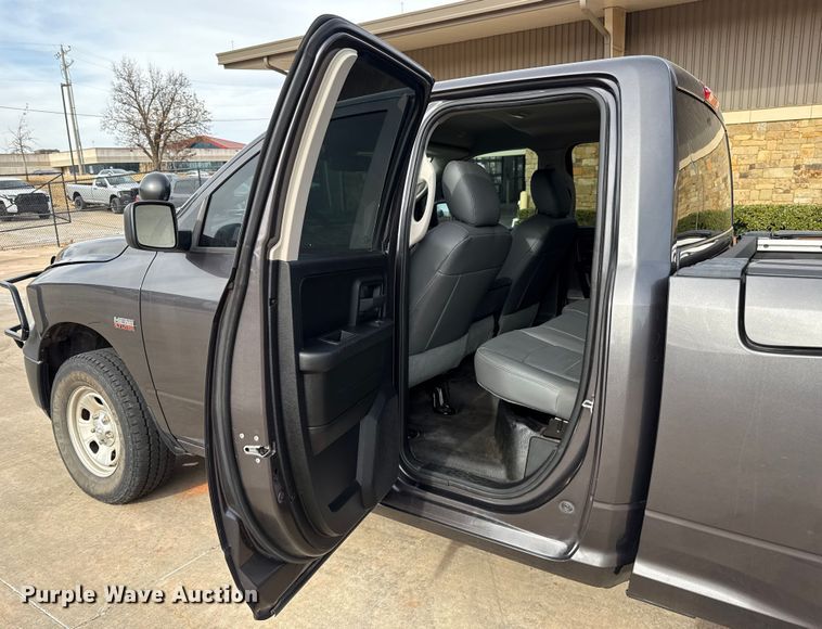 image for item ES5547 2020 RAM 1500 Ext. Cab pickup truck