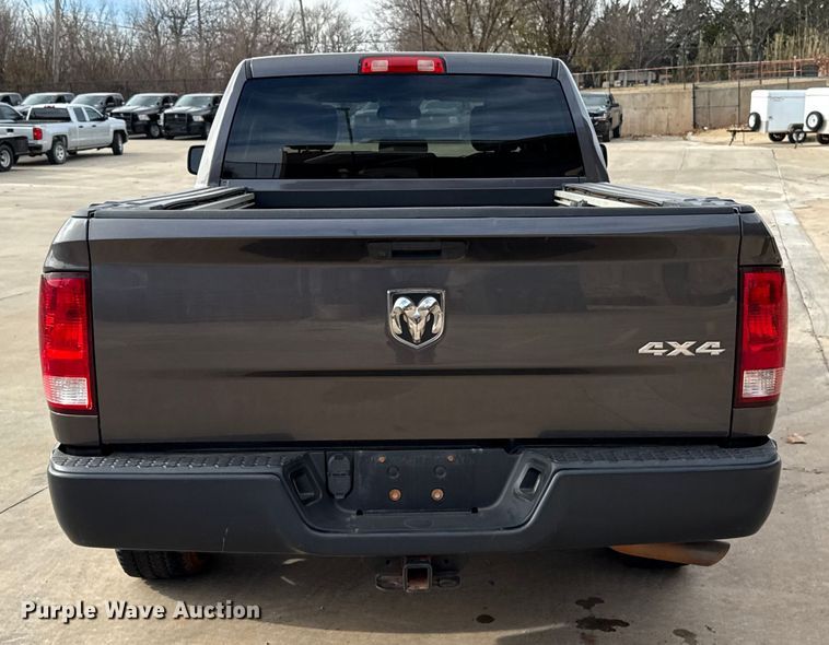 image for item ES5548 2019 RAM 1500 Ext. Cab pickup truck