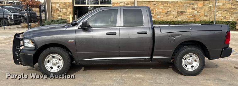 image for item ES5548 2019 RAM 1500 Ext. Cab pickup truck