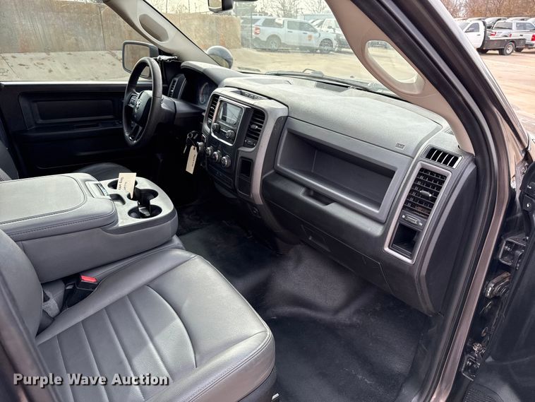 image for item ES5548 2019 RAM 1500 Ext. Cab pickup truck