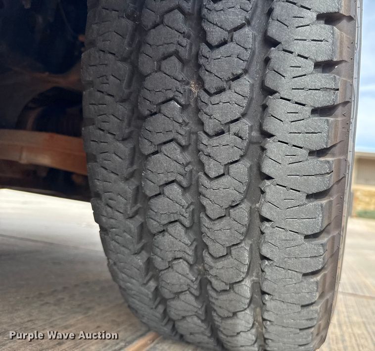 image for item ES5548 2019 RAM 1500 Ext. Cab pickup truck