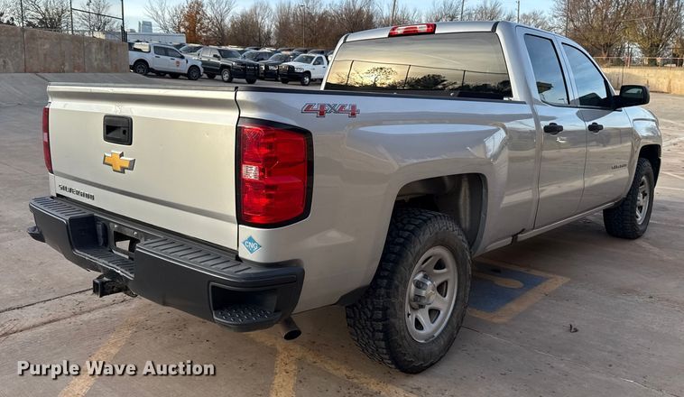 image for item ES5549 2016 Chevrolet Silverado 1500 Ext. Cab pickup truck