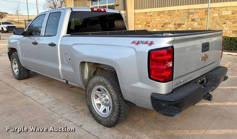 image for item ES5549 2016 Chevrolet Silverado 1500 Ext. Cab pickup truck