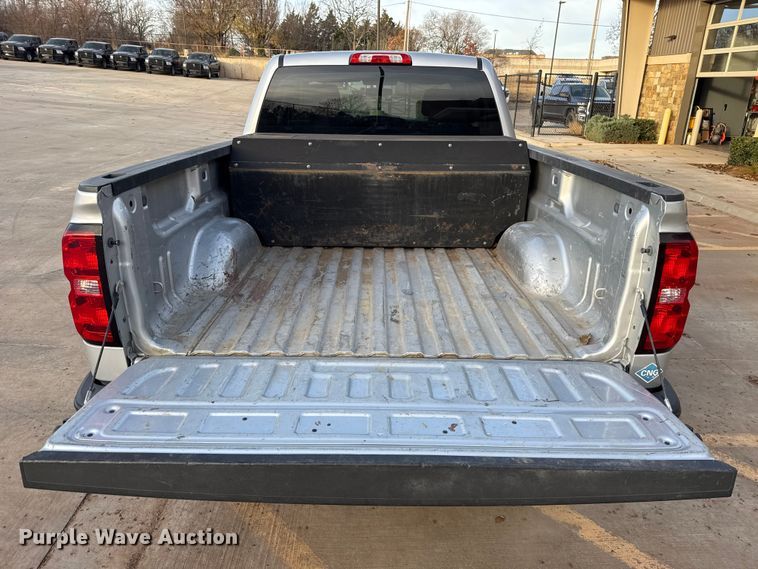 image for item ES5549 2016 Chevrolet Silverado 1500 Ext. Cab pickup truck