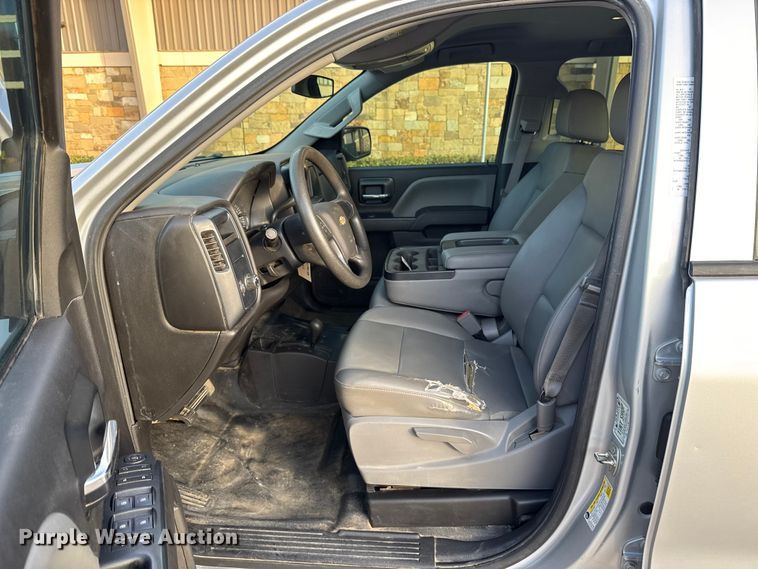 image for item ES5549 2016 Chevrolet Silverado 1500 Ext. Cab pickup truck