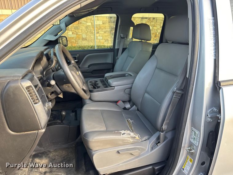 image for item ES5549 2016 Chevrolet Silverado 1500 Ext. Cab pickup truck