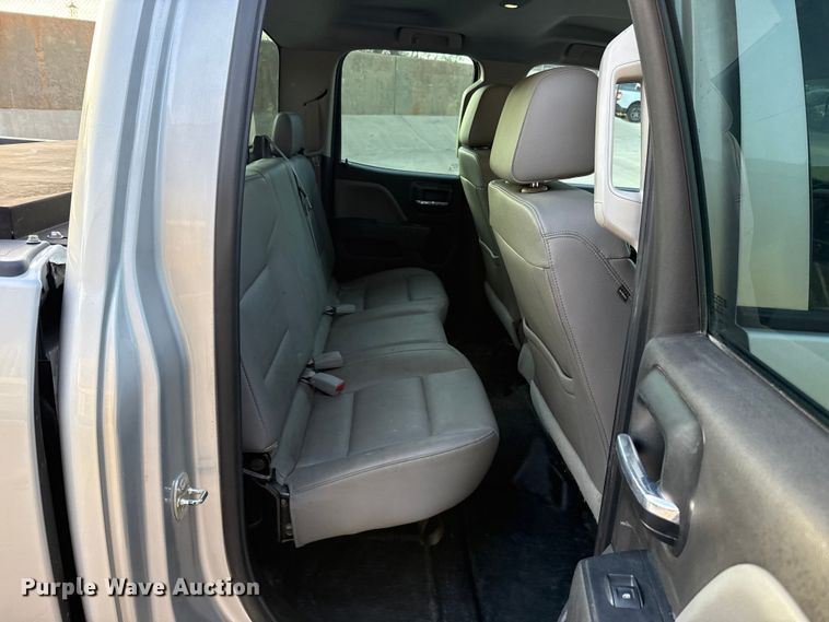 image for item ES5549 2016 Chevrolet Silverado 1500 Ext. Cab pickup truck