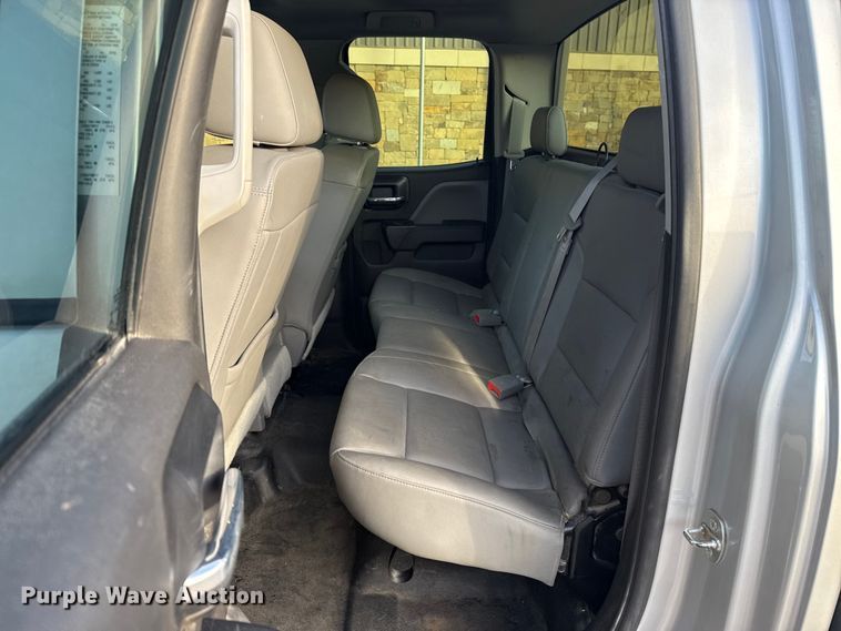 image for item ES5549 2016 Chevrolet Silverado 1500 Ext. Cab pickup truck