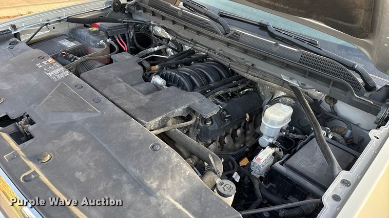 image for item ES5549 2016 Chevrolet Silverado 1500 Ext. Cab pickup truck