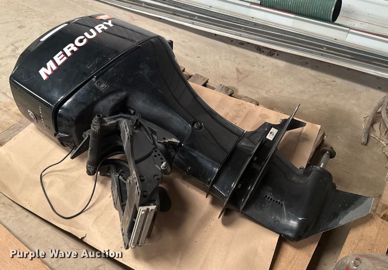 image for item ES5581 2005 Mercury Big Foot outboard engine